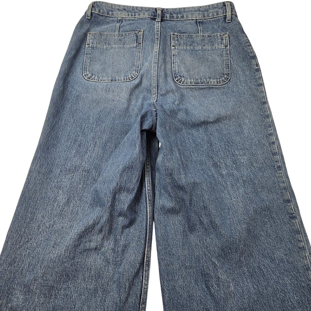 Free Assembly Super High Wide Leg Jeans Patch Pockets Artistic Wash size 10 - Picture 7 of 16